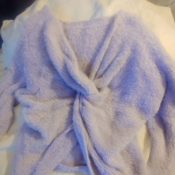 Fashion Nova Lavender V-Neck Sweater - Picture 2 of 6